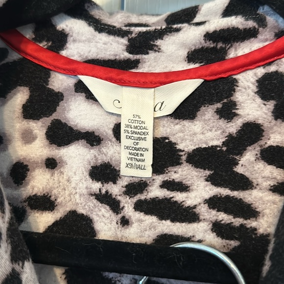 Soma Animal Print Long Sleeves and Pants Pajama Set Size XS Black and White - Picture 4 of 16